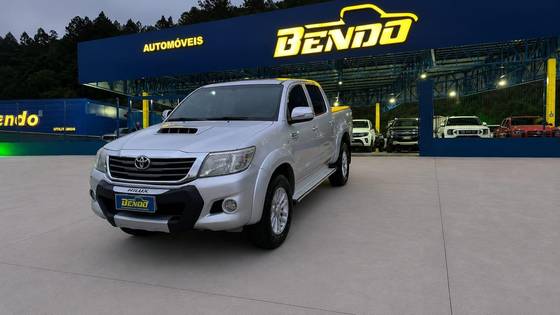 TOYOTA HILUX 3.0 SRV 4X4 CD 16V TURBO INTERCOOLER DIESEL 4P AUTOMÁTICO TOYOTA HILUX 3.0 SRV 4X4 CD 16V TURBO INTERCOOLER DIESEL 4P AUTOMÁTICO